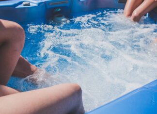 What is the deal with hot tub streams on Twitch?