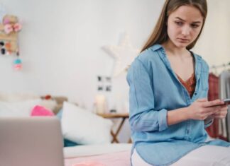 This new Instagram scam bans accounts for just $60 Instagram scammers