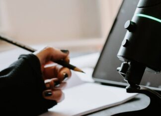 Twitch’s copyright rules for creators explained Twitch's copyright explained - copyright free music for twitch feature image