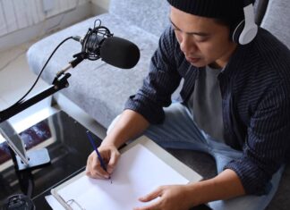 How to find video ideas that viewers actually want to watch How to find video ideas that viewers actually want to watch feature image