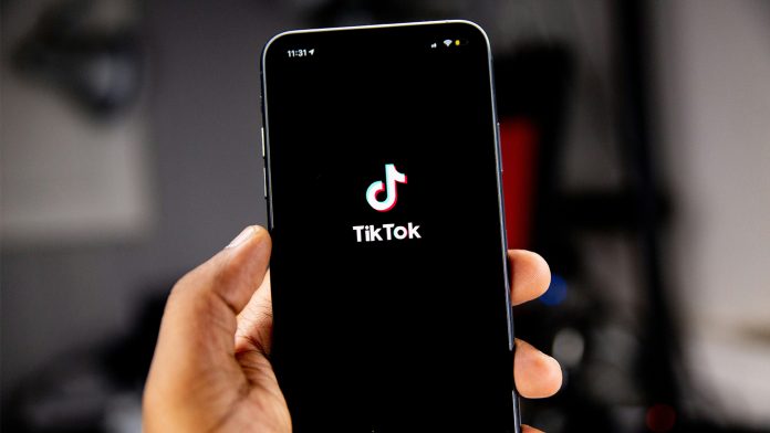 Trump says he may extend TikTok ban deadline if no deal is reached featured image