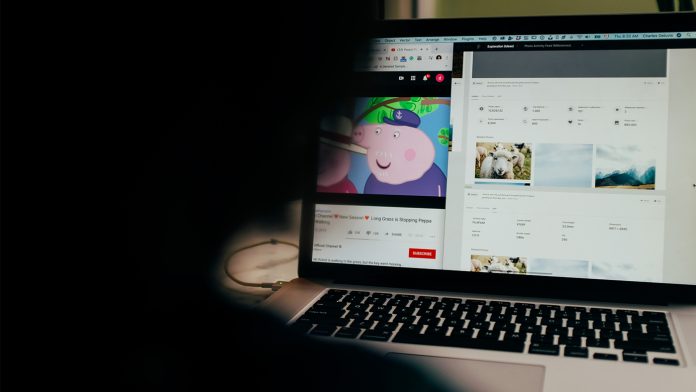 YouTube implements AI-based age verification system featured image