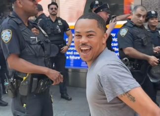 TikTok creator behind ‘Arrest Me, Daddy’ stunt briefly detained by police in Chicago TikTok creator behind ‘Arrest Me, Daddy’ stunt briefly detained by police in Chicago