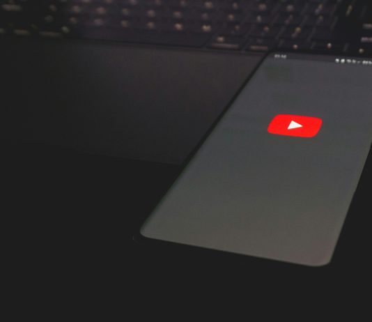 Child advocacy groups urge YouTube to limit AI-generated kids content Child advocacy groups urge YouTube to limit AI-generated kids content featured image