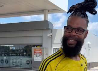 Police respond during creator’s cash giveaway Damon Darling TV