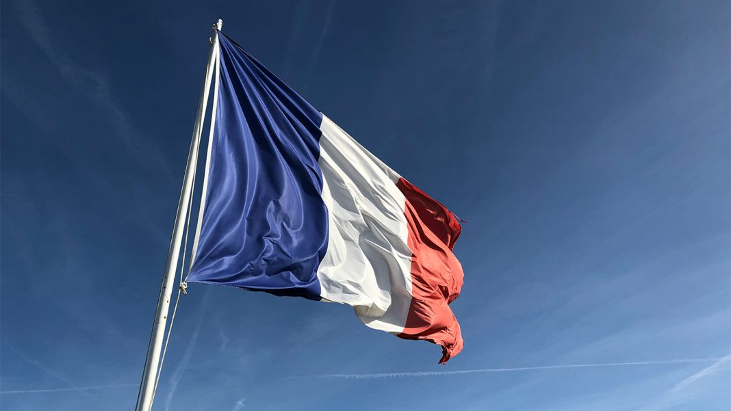 anthony-choren-lYzap0eubDY-unsplash France approves social media ban for children under 15 featured image